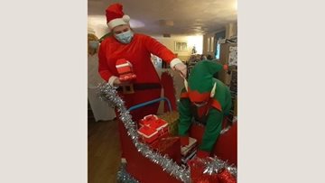 Pre-Christmas party at Caerphilly care home